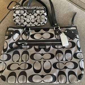 Coach purse with matching wristlet